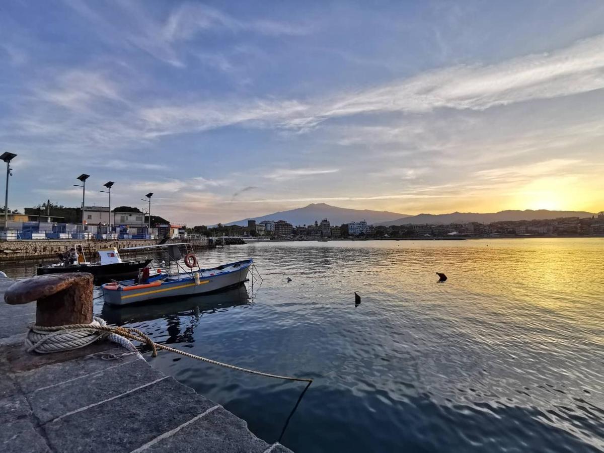 Nesea Naxos - Sicilian Suite Giardini-Naxos Buitenkant foto